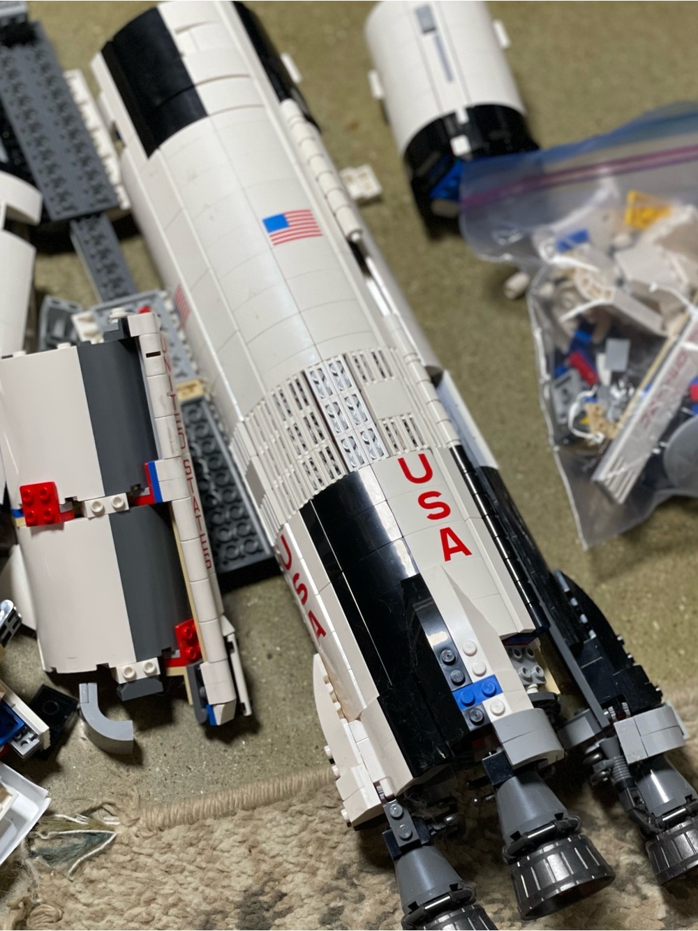 LEGO Space Shuttle Rocket Core with USA Decals - Picture 4 of 8